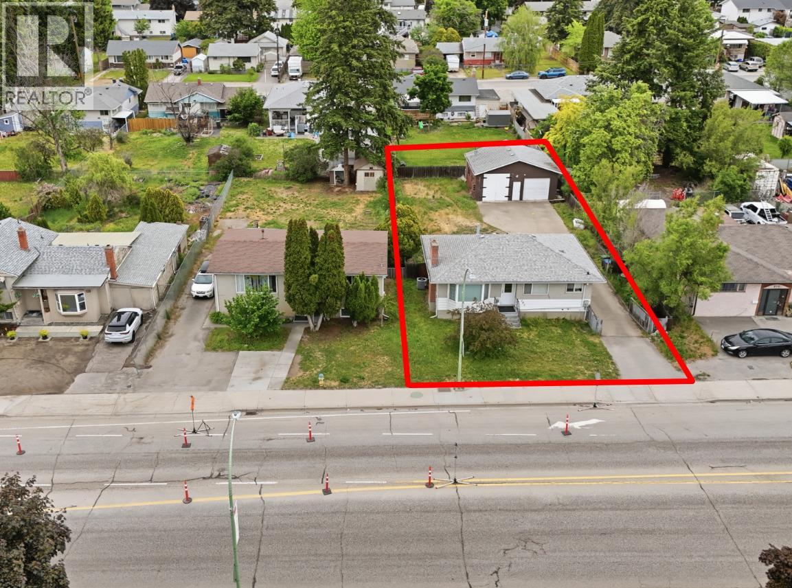 285-295 Rutland Road North, Kelowna