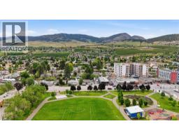 285-295 Rutland Road N, Kelowna, BC V1X3B1 Photo 10