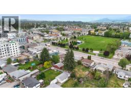285-295 Rutland Road N, Kelowna, BC V1X3B1 Photo 6