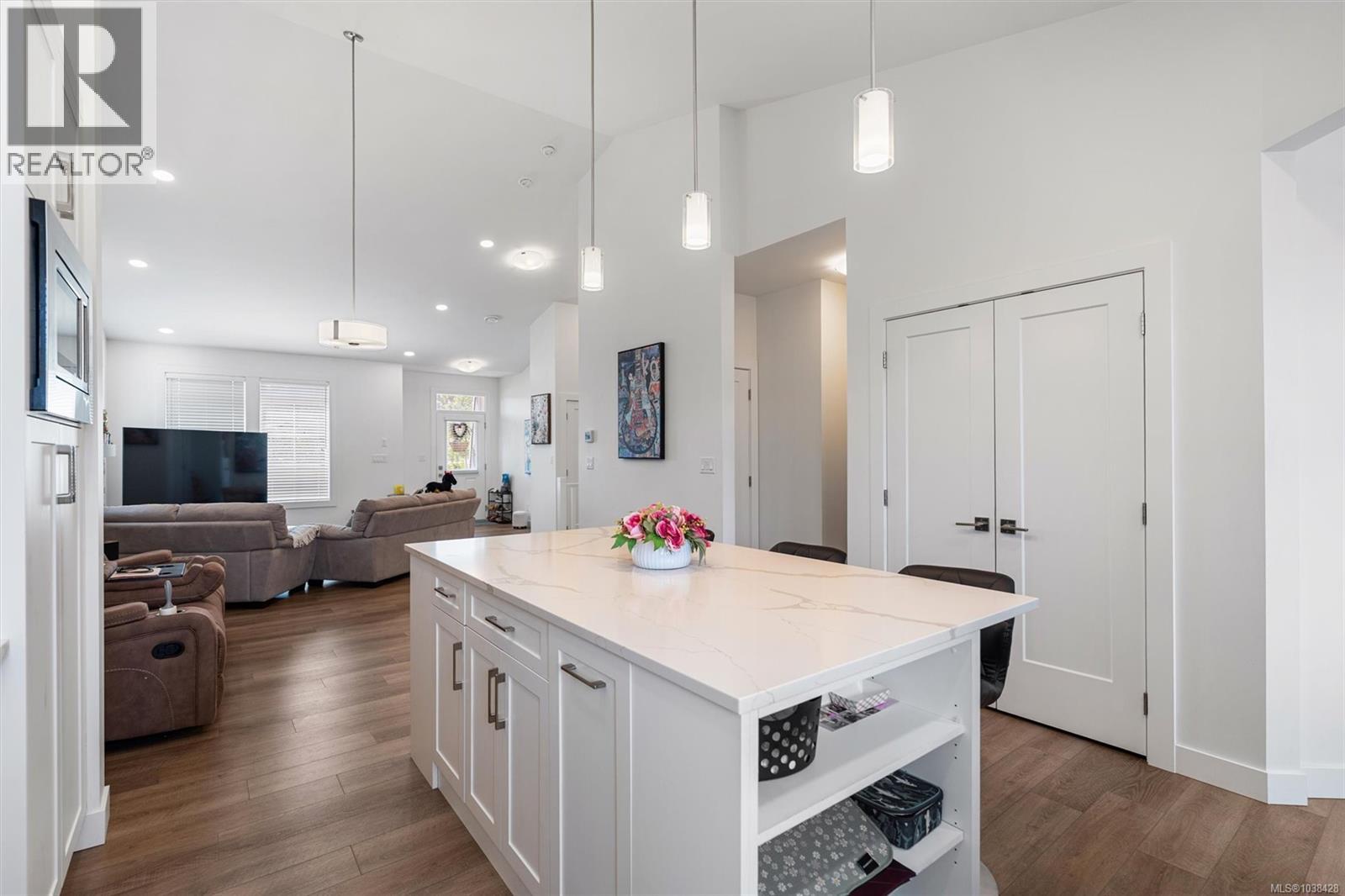 3334 Trumpeter St - 17