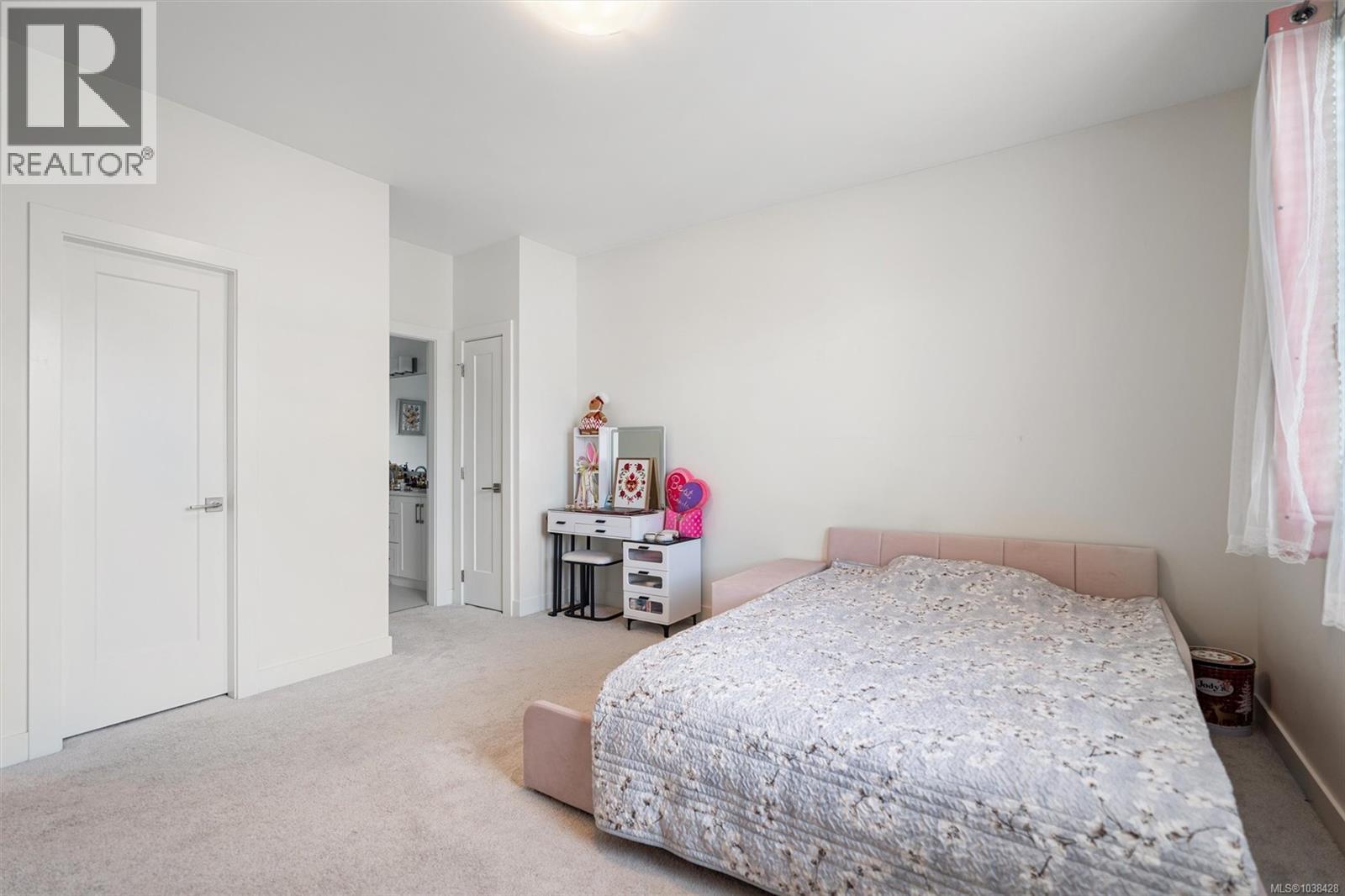 3334 Trumpeter St - 20