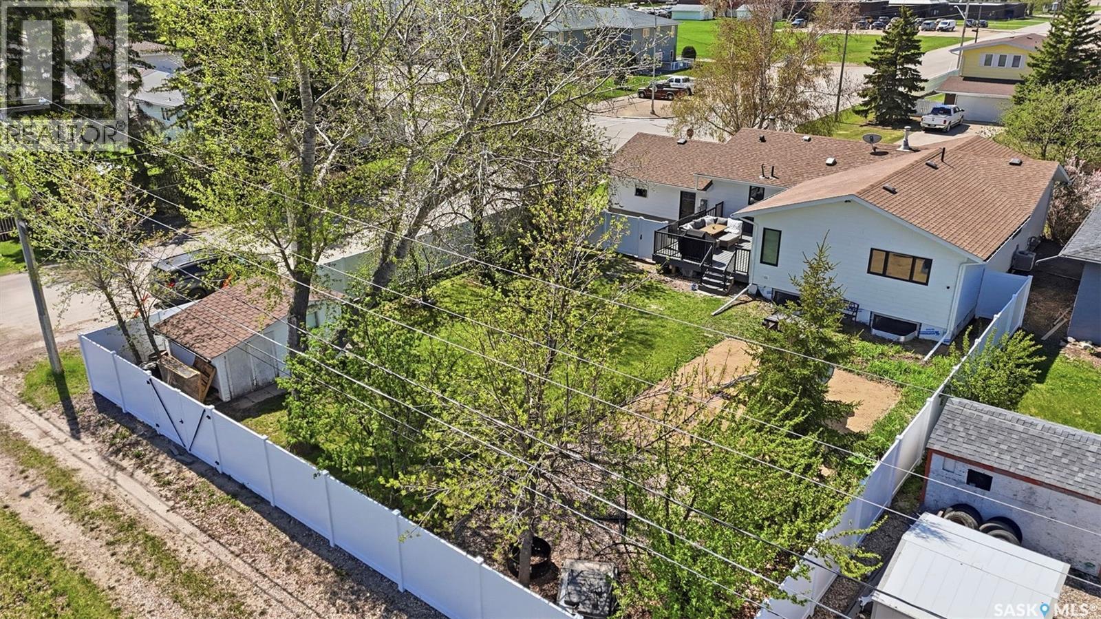 112 8th AVENUE E - 42