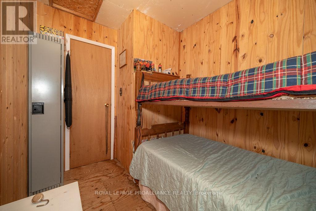 273 TOWER ROAD - 12