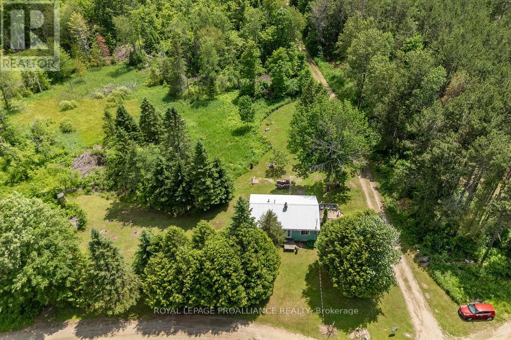 273 TOWER ROAD - 42