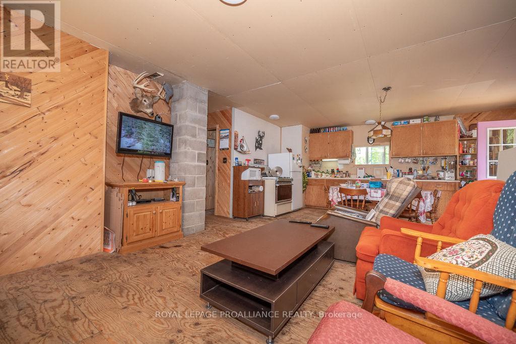 273 TOWER ROAD - 9