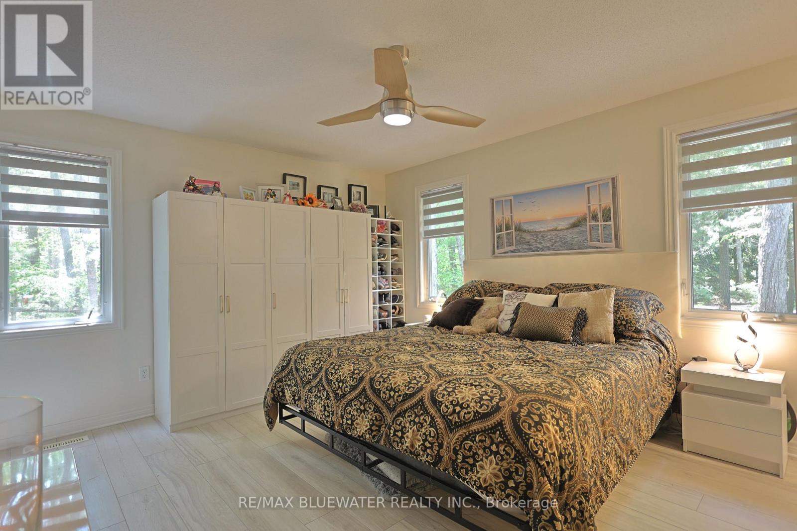 10419 PINETREE DRIVE - 26