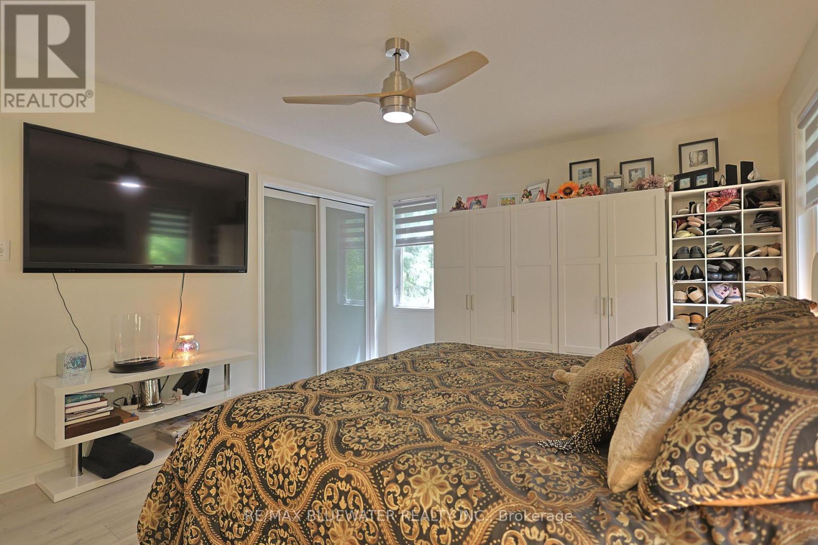 10419 PINETREE DRIVE - 27