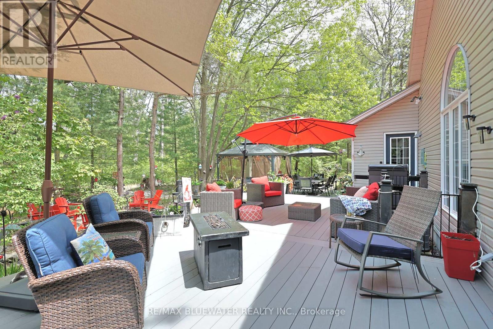10419 PINETREE DRIVE - 4