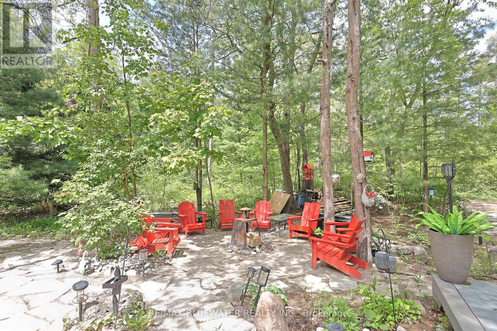 10419 PINETREE DRIVE - 44