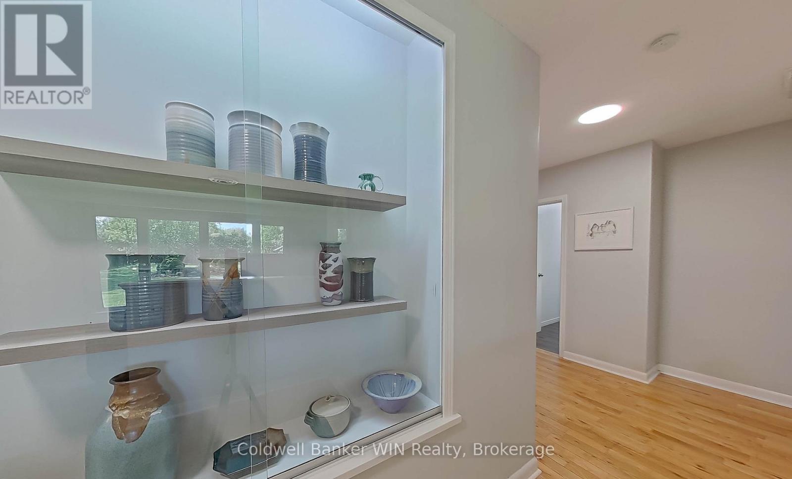 151 ISABELLA STREET E - Image 3