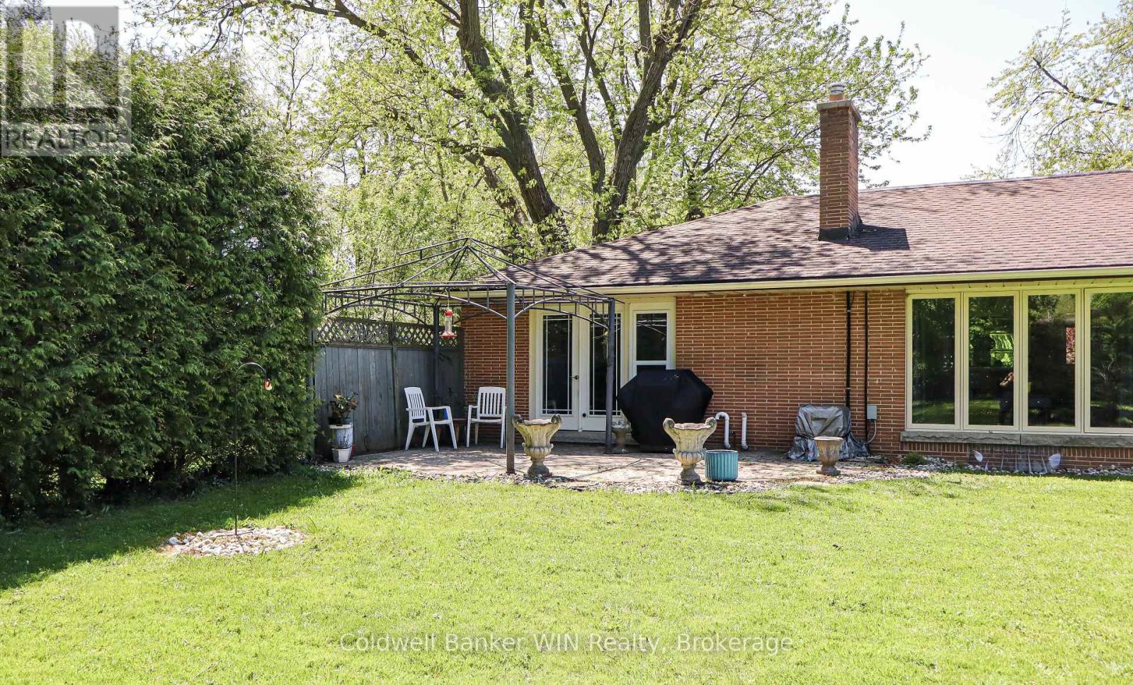 151 ISABELLA STREET E - 32