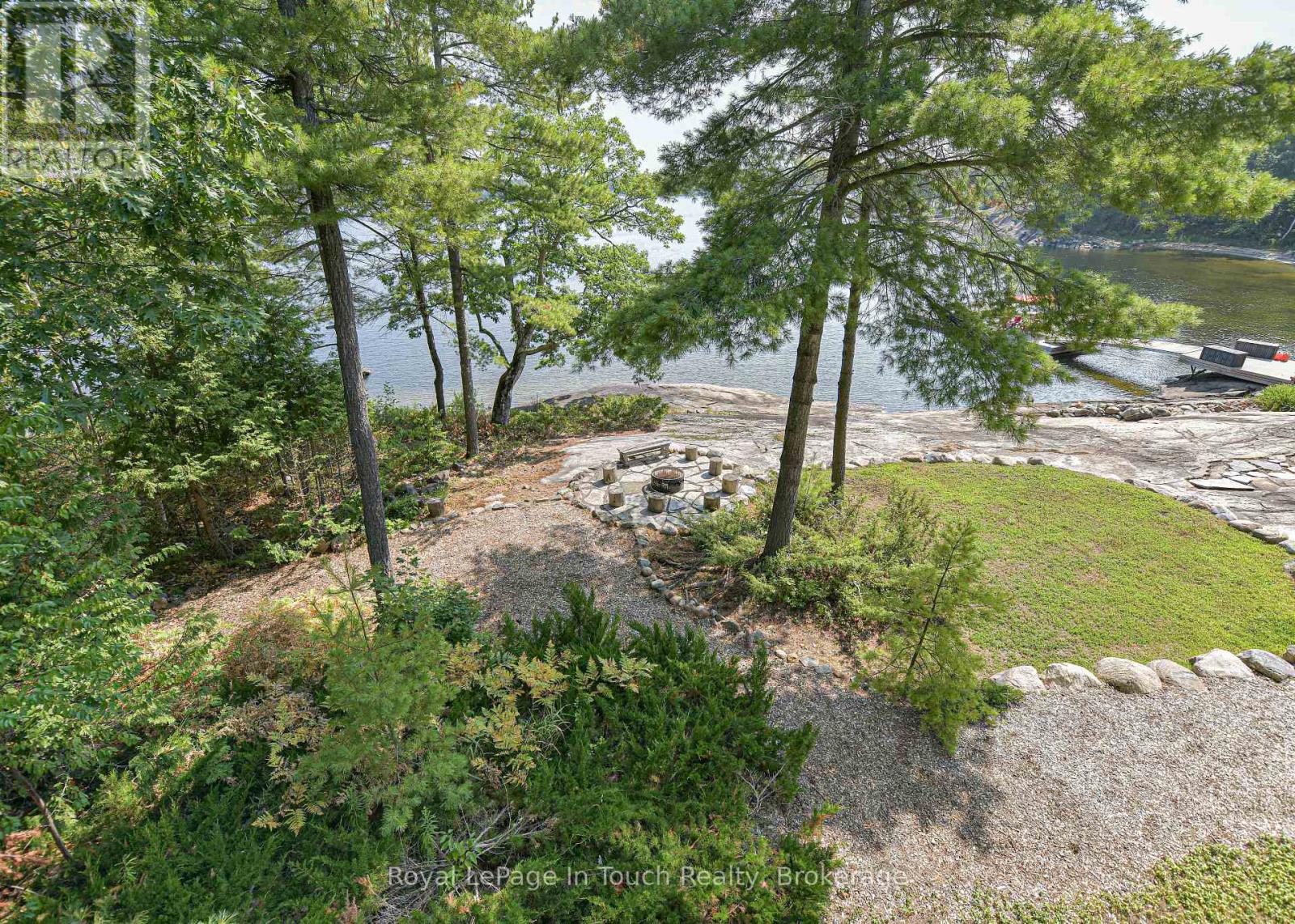 4 IS 2075 ARTHUR ISLAND, GEORGIAN BAY - 23