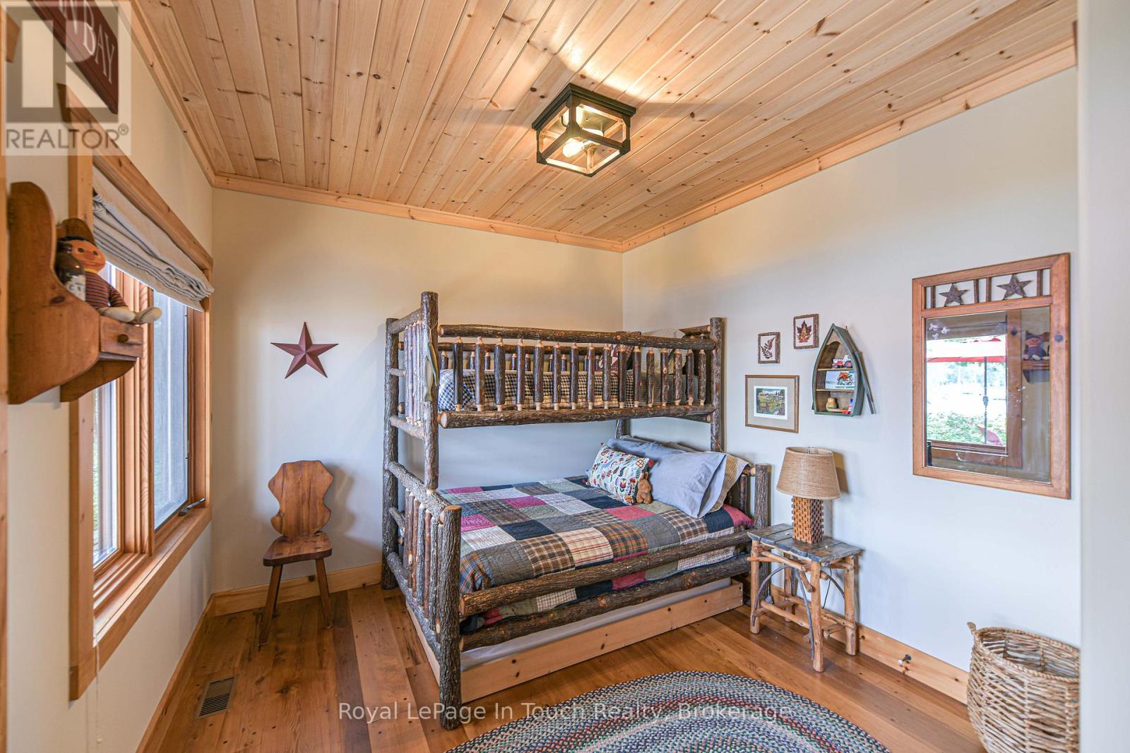 4 IS 2075 ARTHUR ISLAND, GEORGIAN BAY - 35