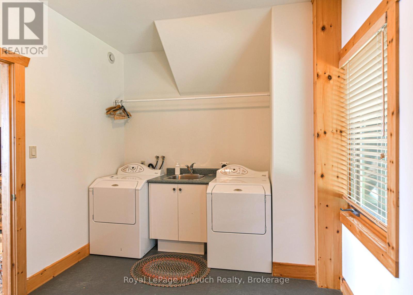 4 IS 2075 ARTHUR ISLAND, GEORGIAN BAY - 38
