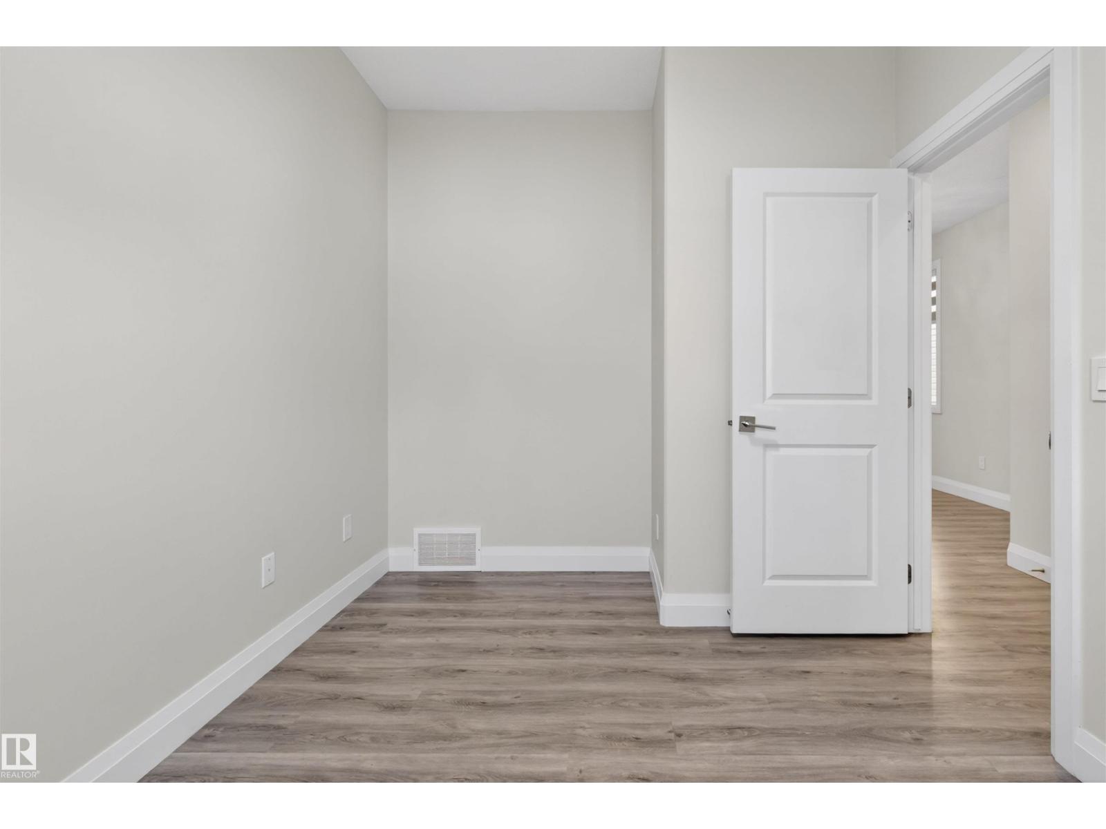 12029 47 ST NW - 10