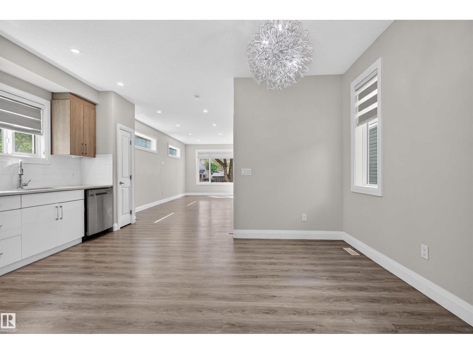 12029 47 ST NW - 8