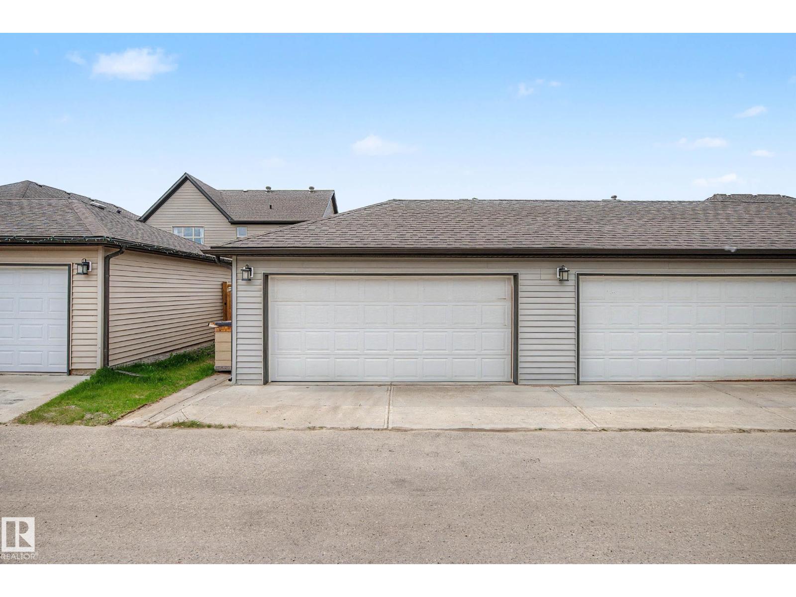 52 GILMORE WY — photo 36