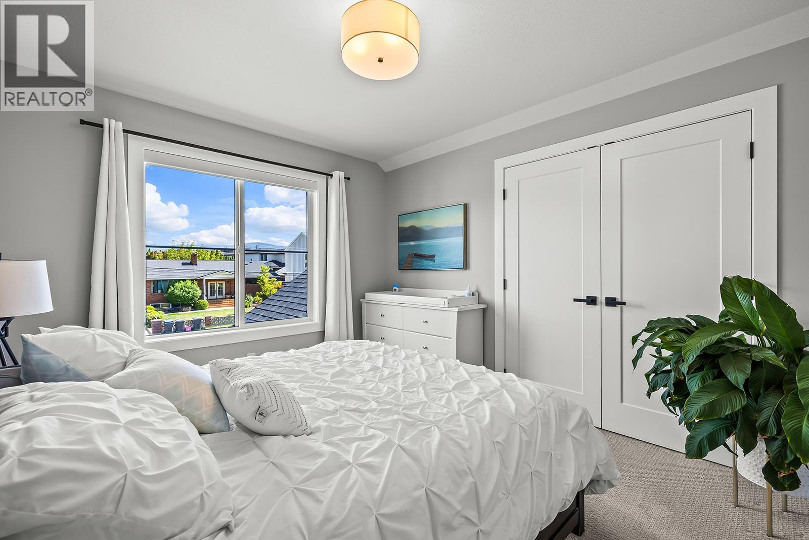 2418 Crestview Road - 52