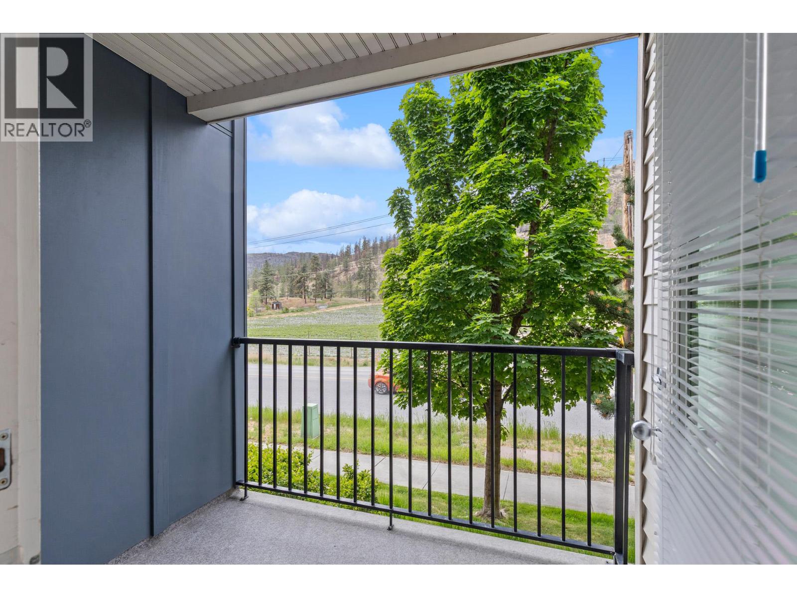 #105A 1475 Glenmore Road N - 21
