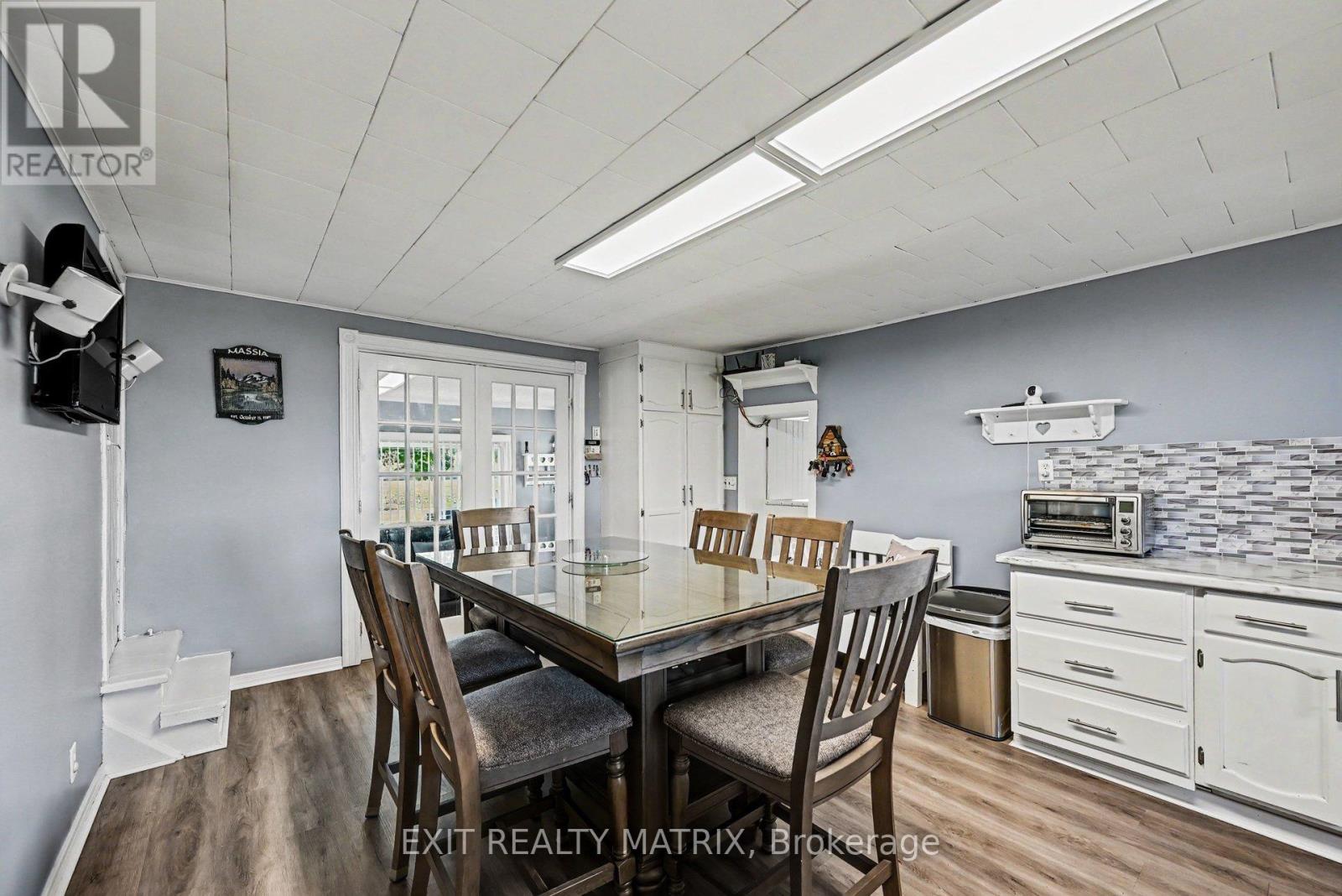 3198 138 HIGHWAY - 15