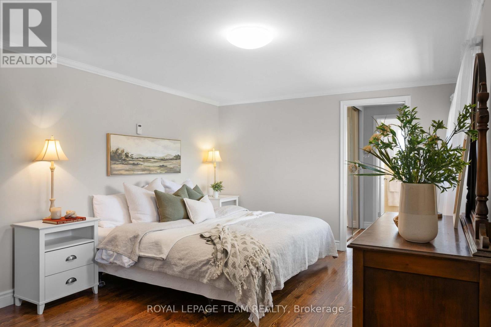 2 LOCKVIEW ROAD - 32