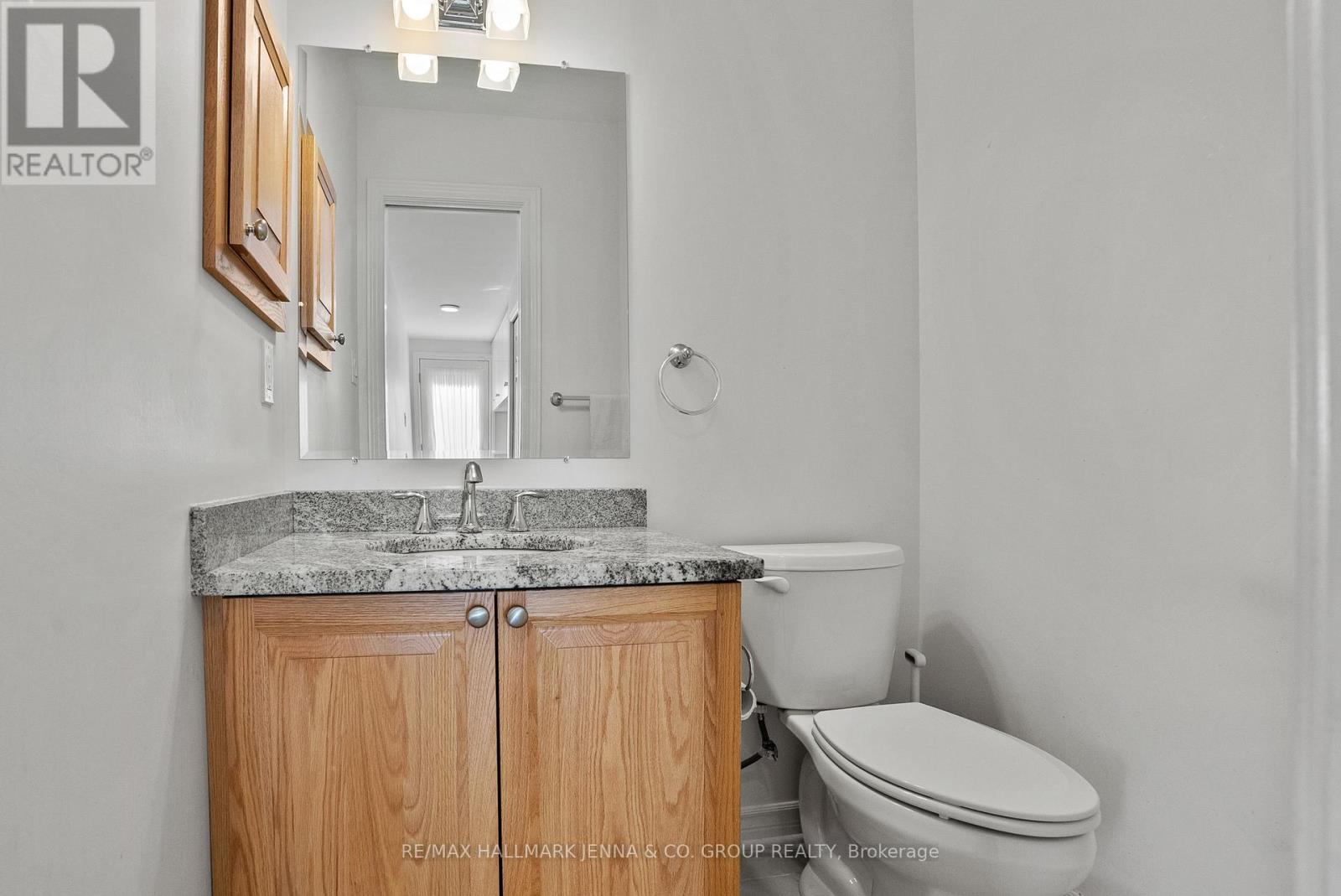 43 ELKE DRIVE - 17