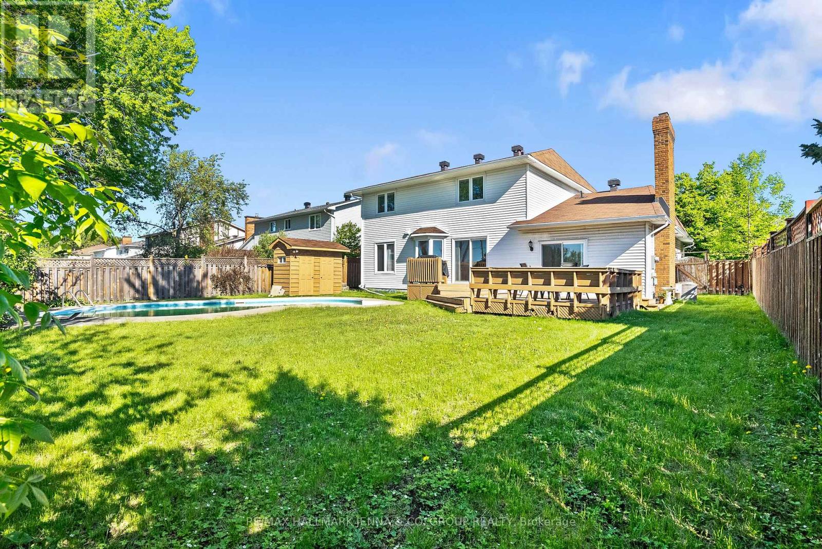 43 ELKE DRIVE - 34