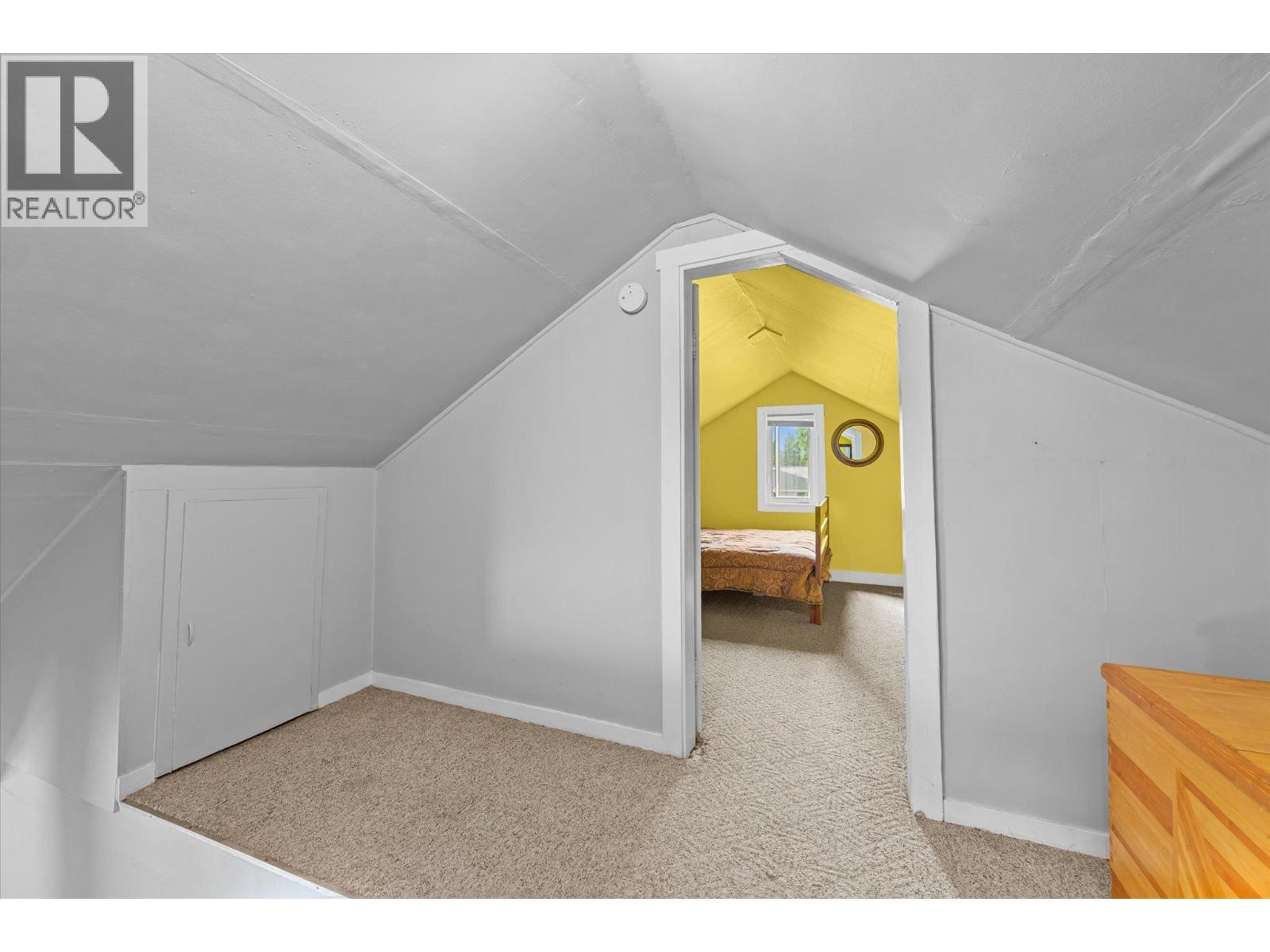 280 Mugford Road - 35