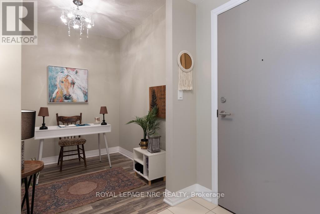 #412 10 CONCORD PLACE - 4