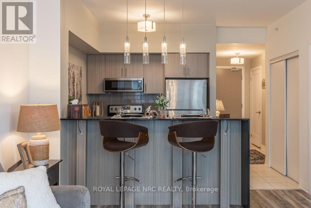 #412 10 CONCORD PLACE - 8