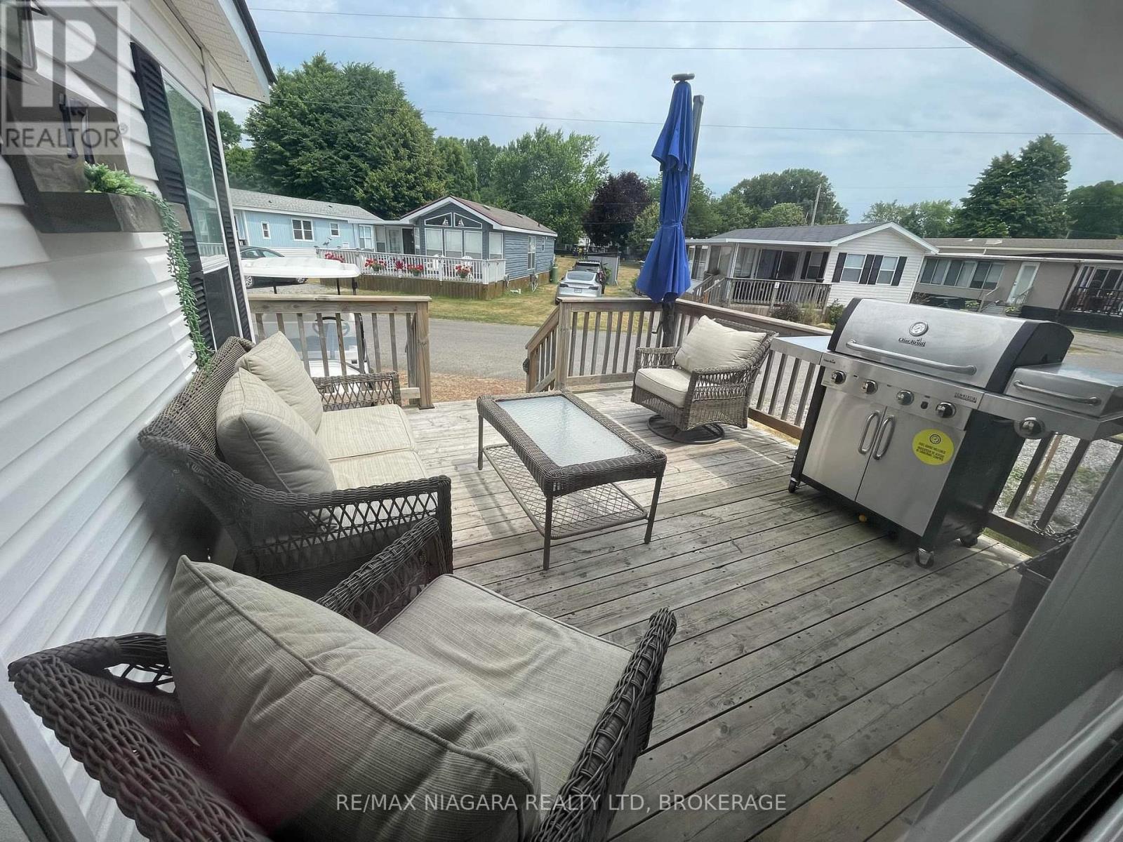 17 MARINER CRESCENT - 8