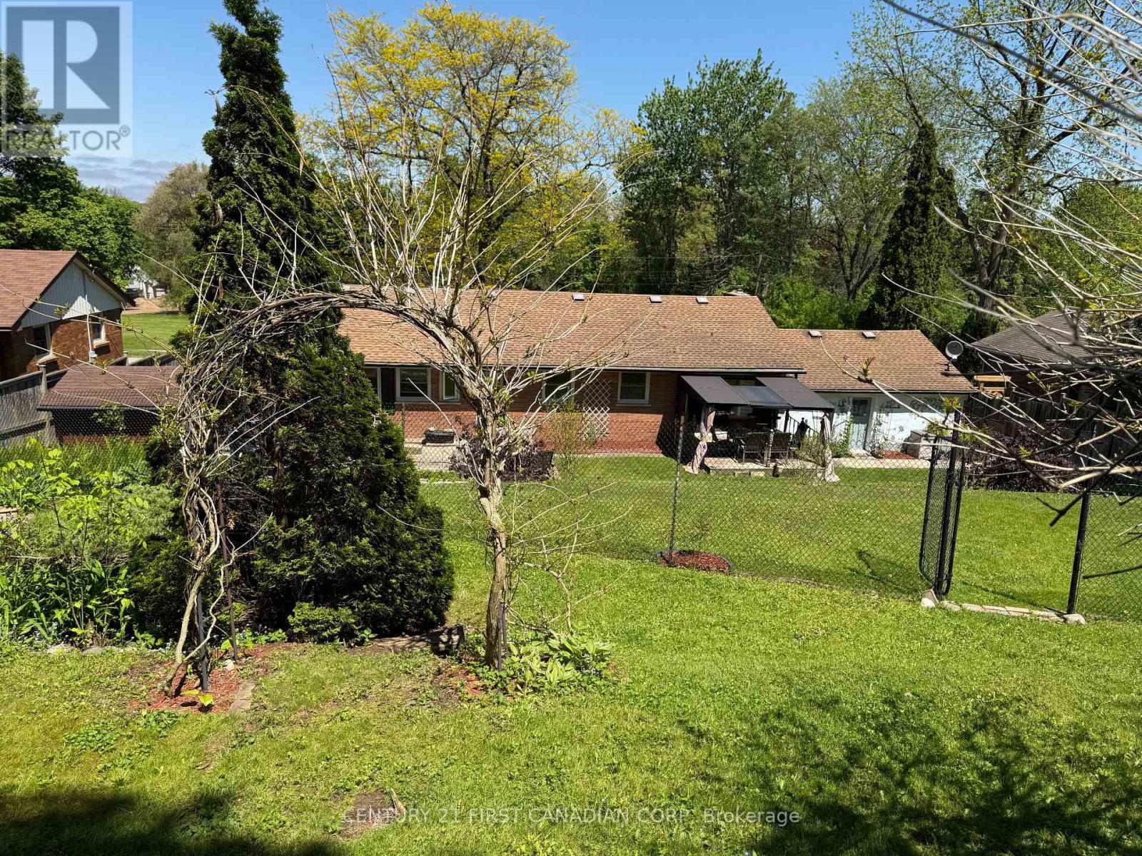 648 WESTWOOD DRIVE - 38