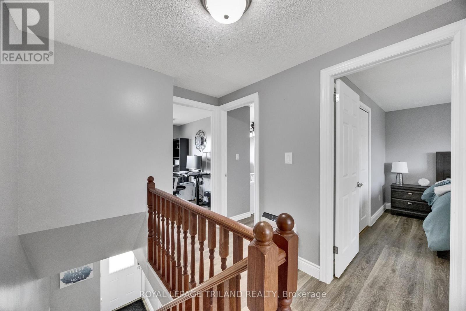 59 VANIER PLACE - 12