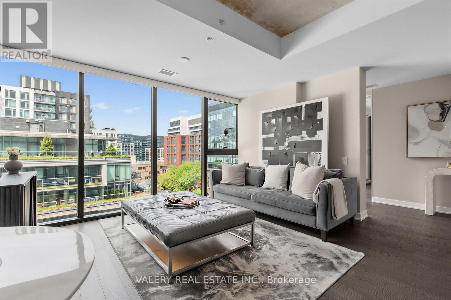 #1022 629 KING STREET W - 11