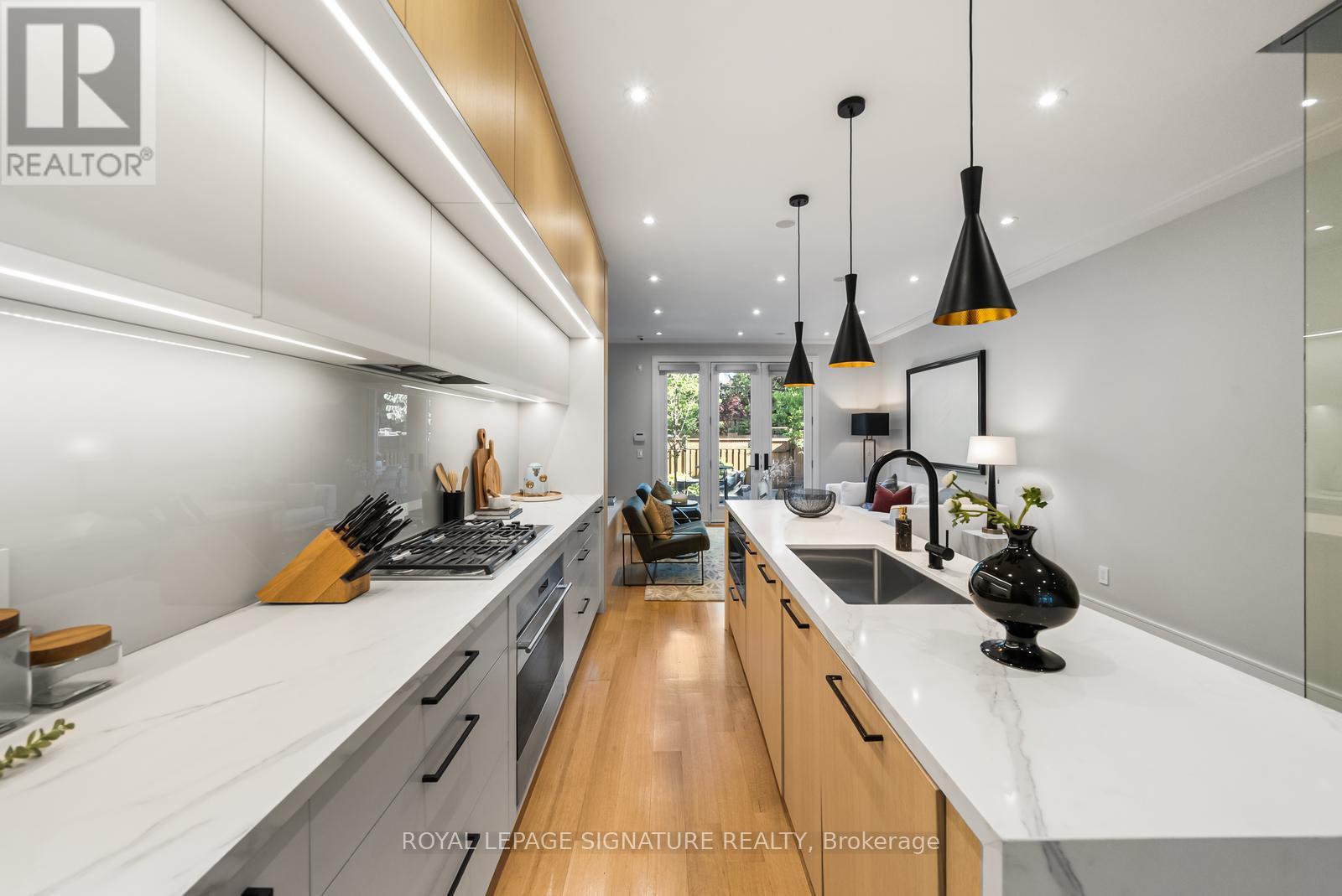 588 WOBURN AVENUE - 11