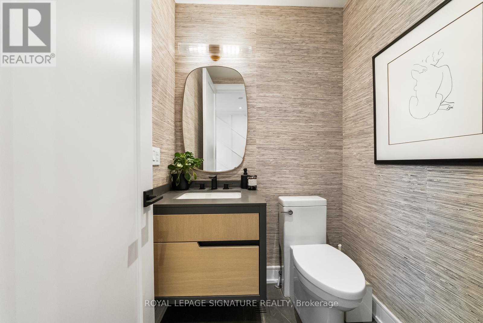 588 WOBURN AVENUE - 19