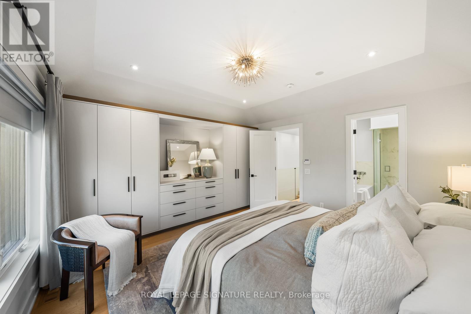 588 WOBURN AVENUE - 24