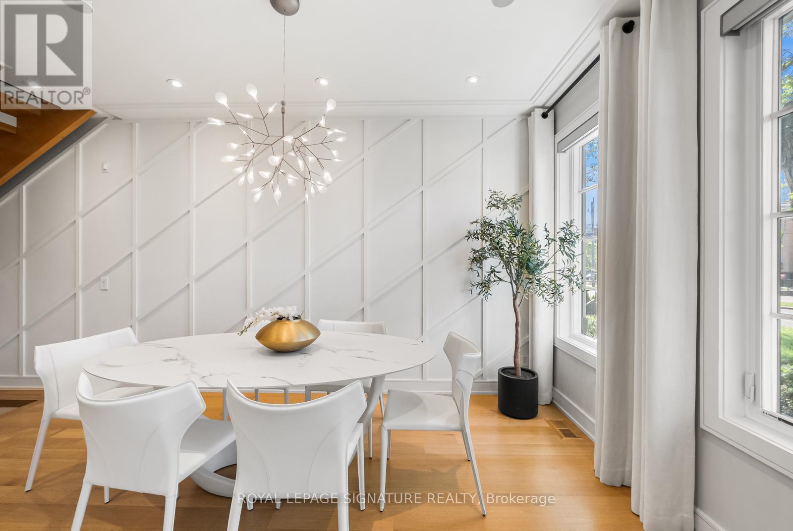 588 WOBURN AVENUE - 5
