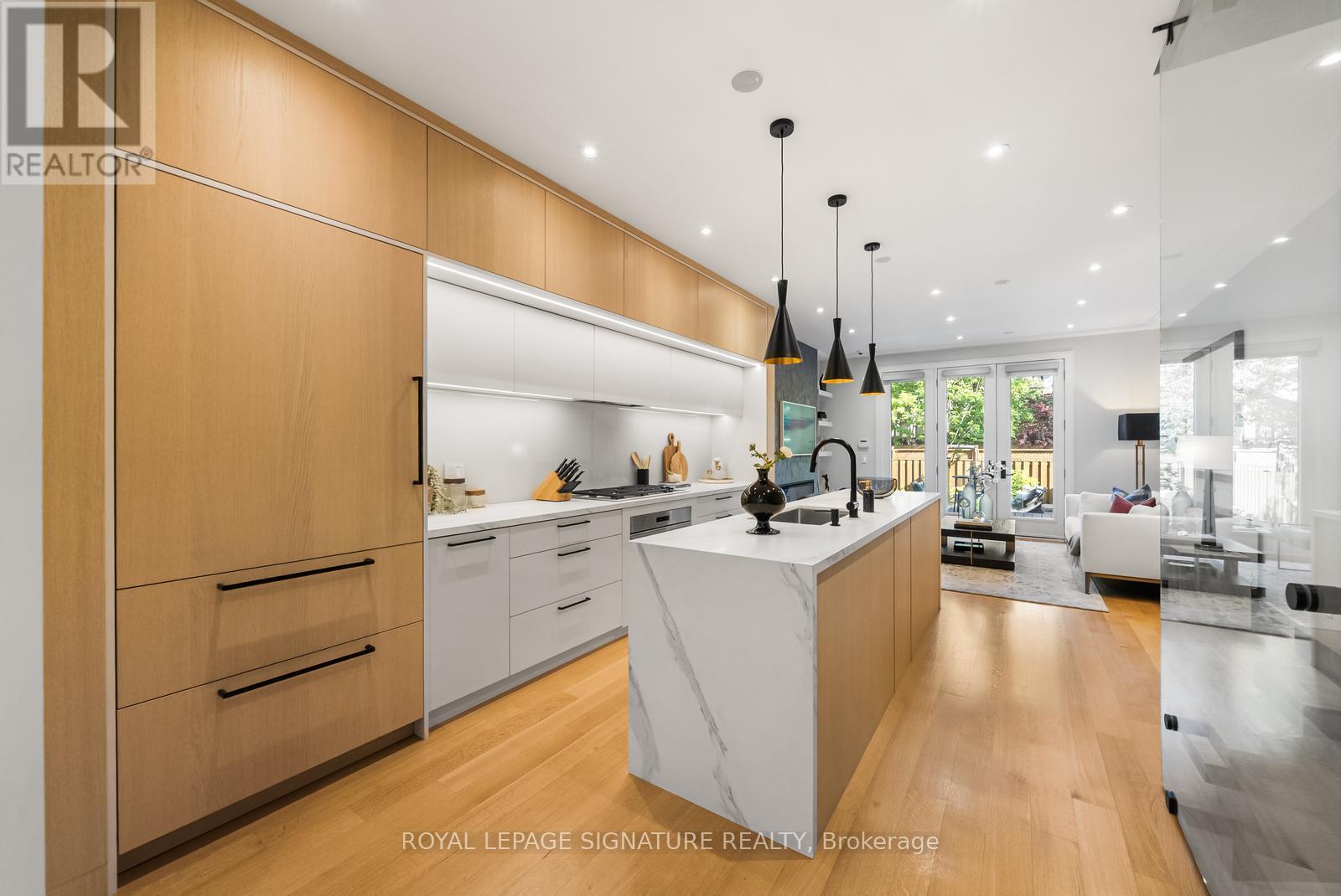 588 WOBURN AVENUE - 9