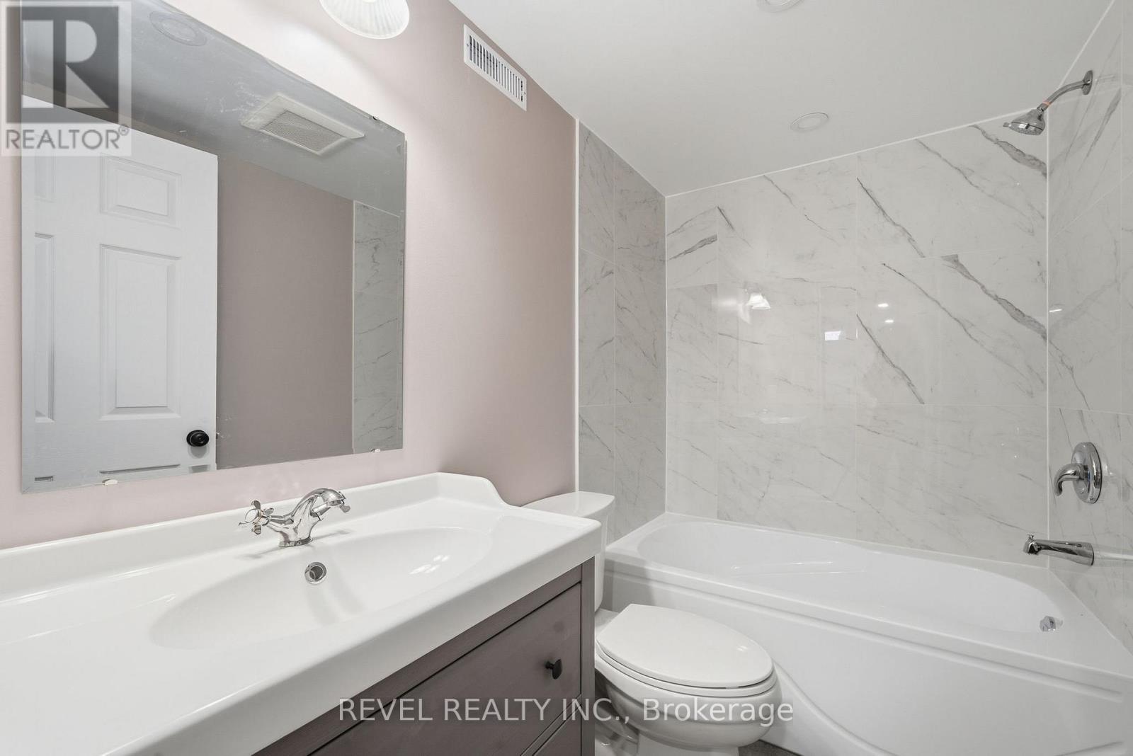 39 ANSTEAD CRESCENT - 37