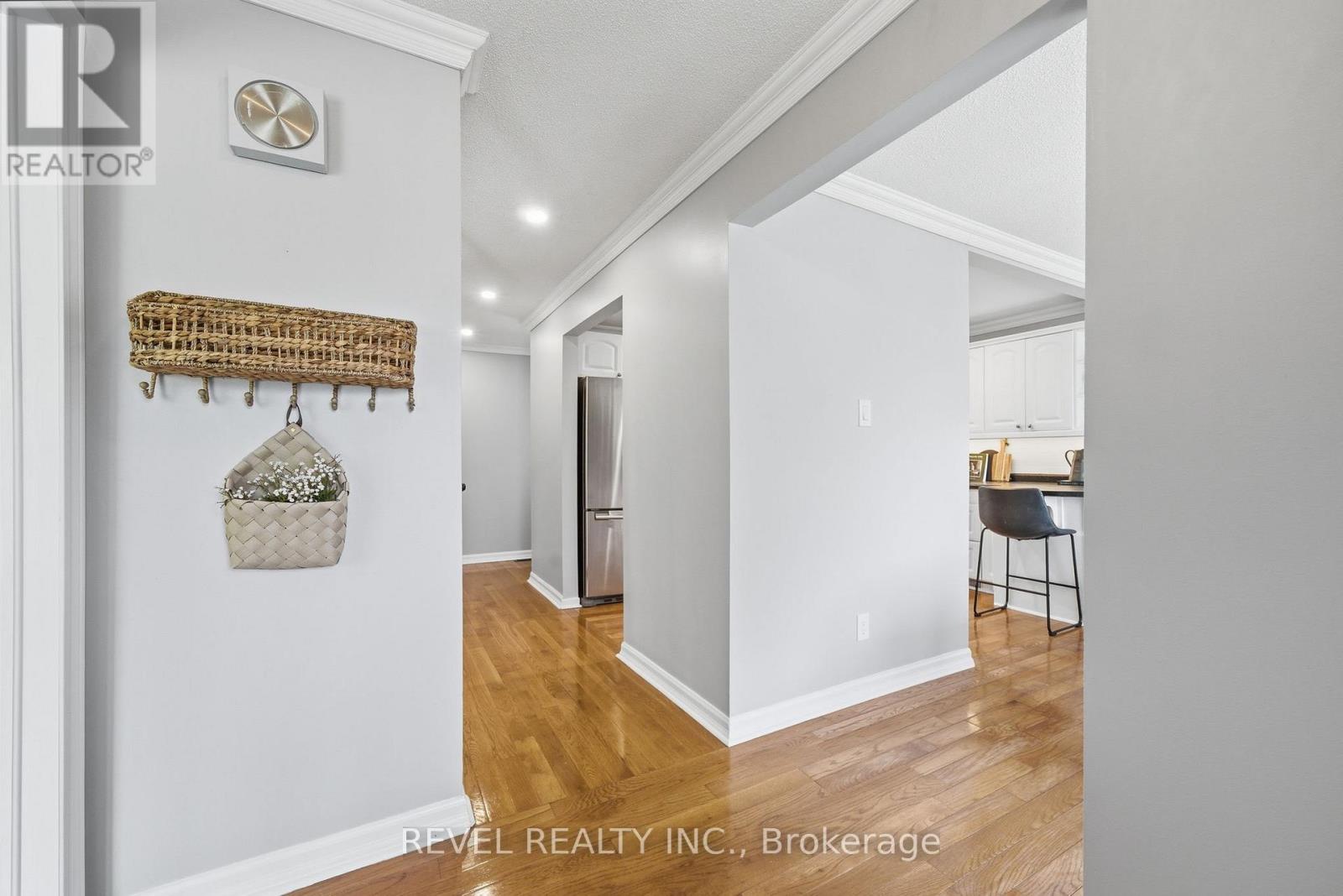 39 ANSTEAD CRESCENT - 5