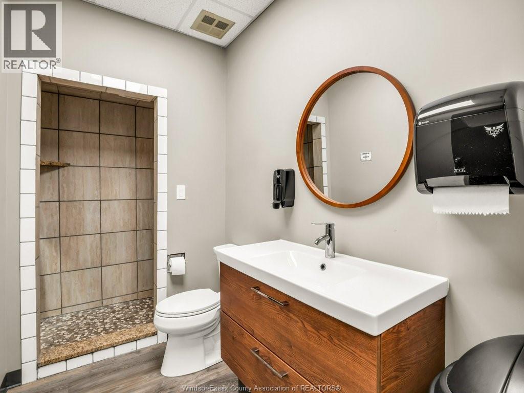 2516 Binder Crescent — photo 15