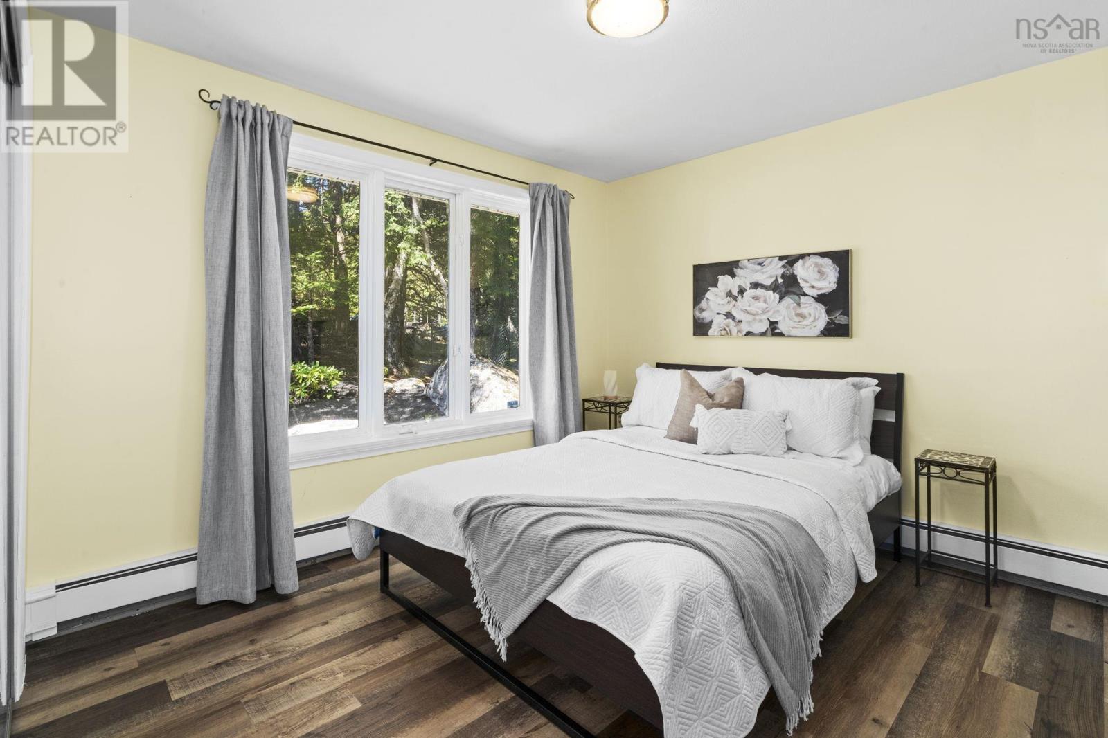 1415 Myra Road - 18