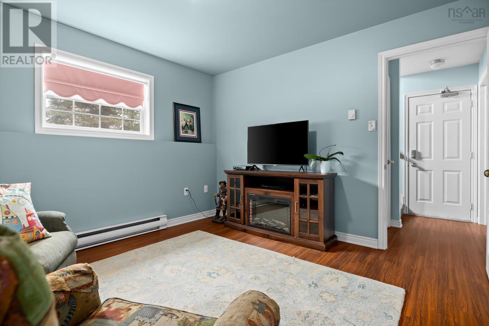 7 Daun Avenue - 30