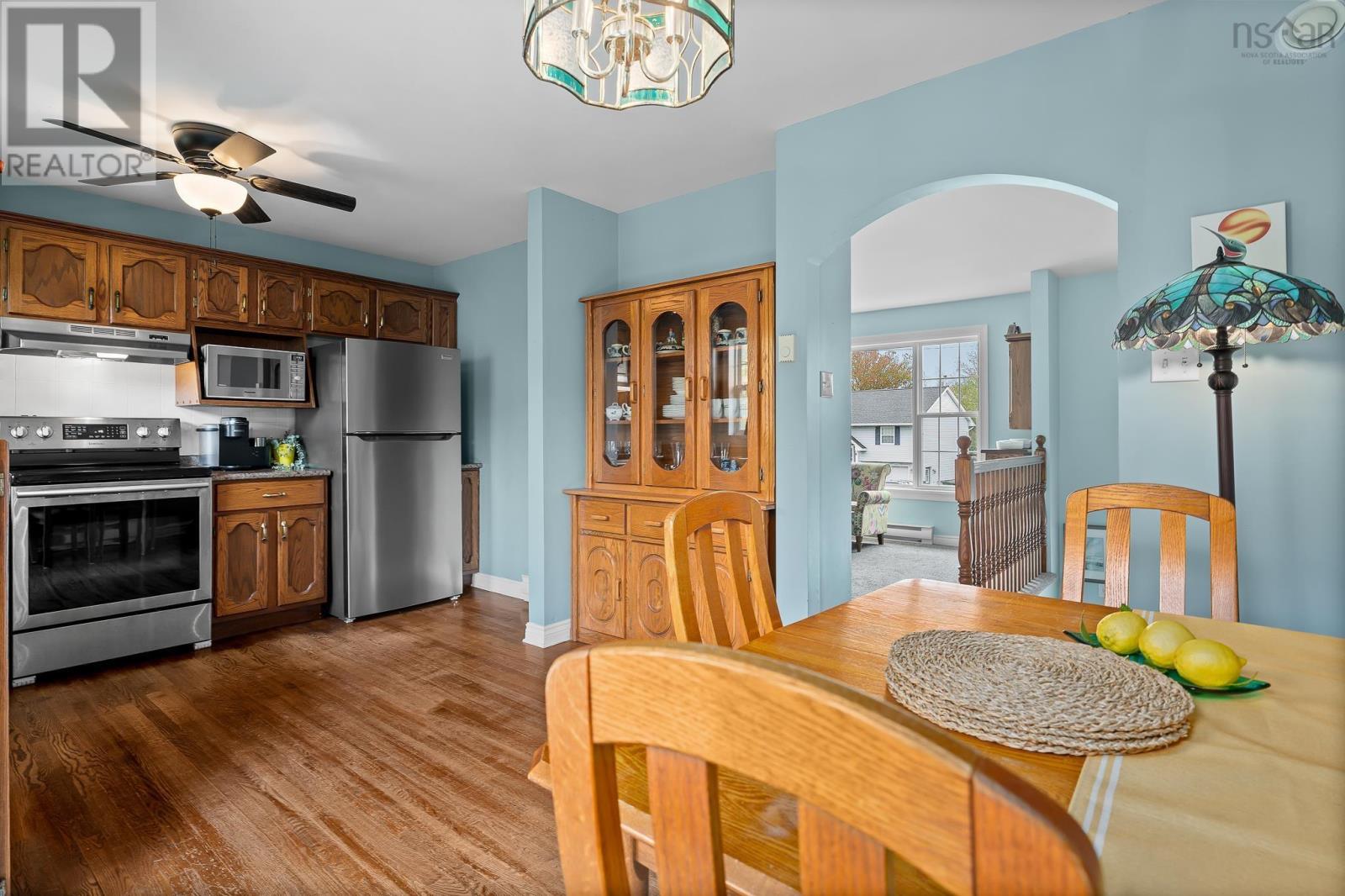 Property 32 of 40 of 7 Daun Avenue