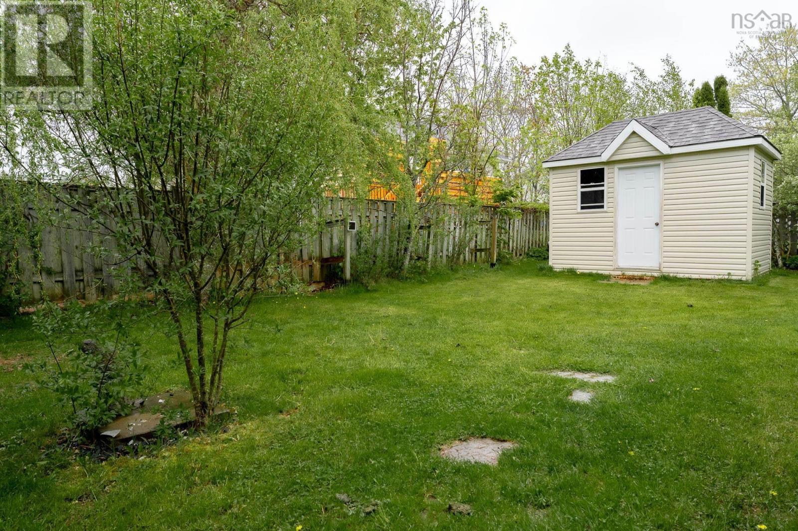 Property 7 of 40 of 7 Daun Avenue