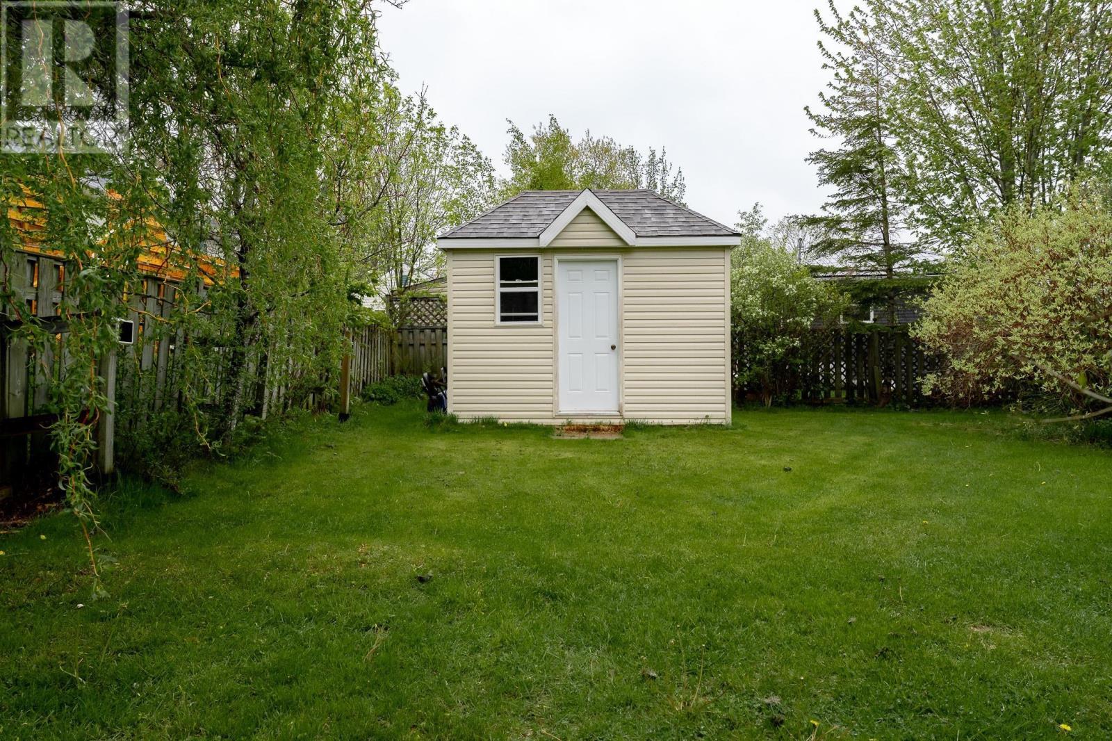 Property 11 of 40 of 7 Daun Avenue