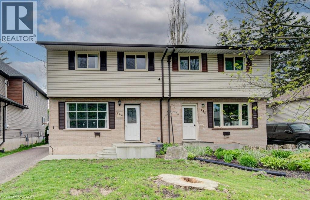 744 NELSON Street - 1
