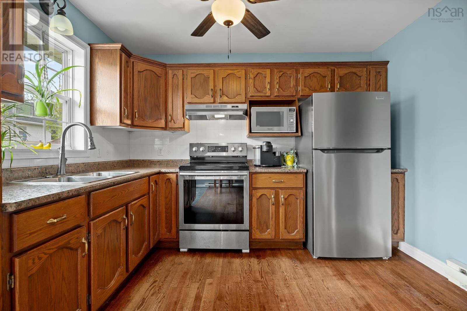 7 Daun Avenue - 16