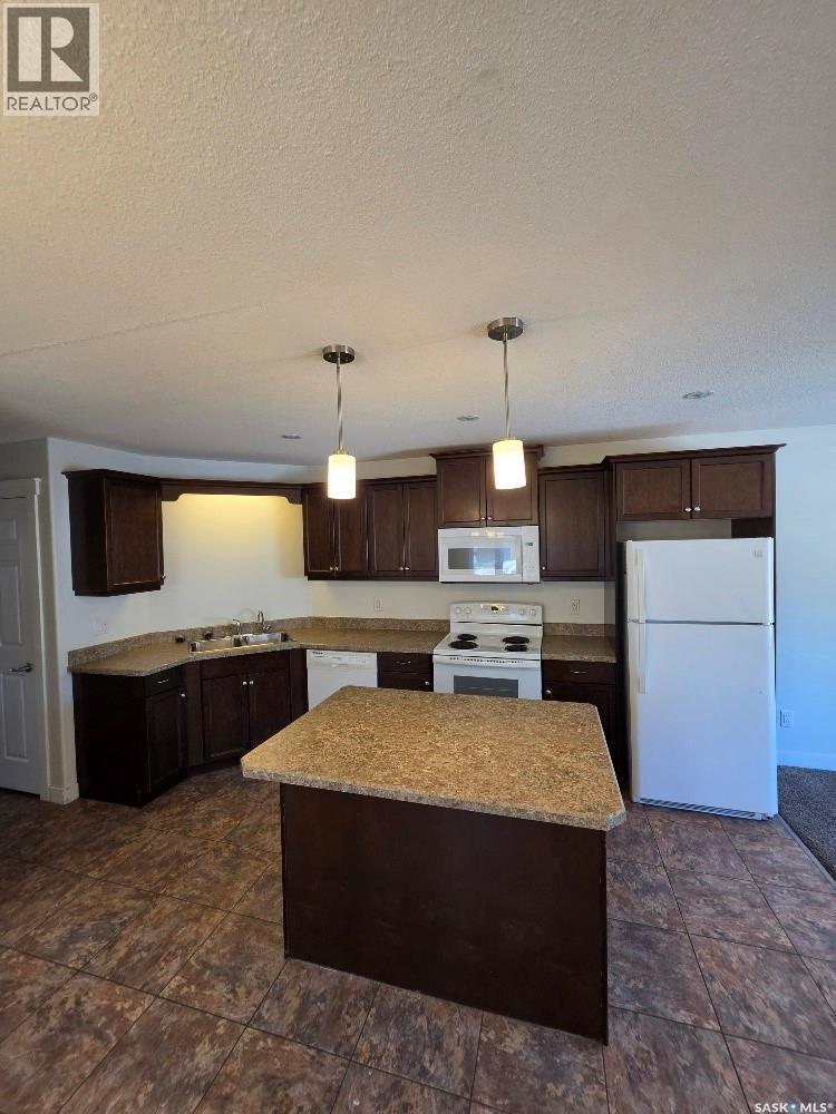 2067 Broder STREET - 5